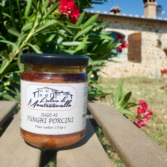 Sugo rosso ai funghi porcini – Steinpilze in Tomatensosse